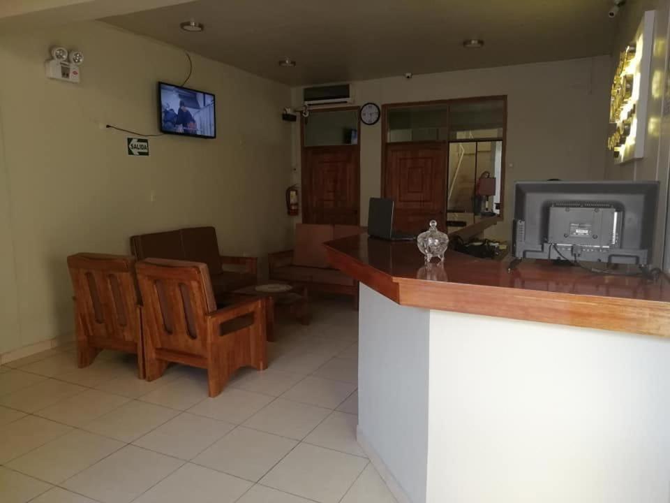 Hotel Tarapoto Hostal *** Iquitos Exterior foto